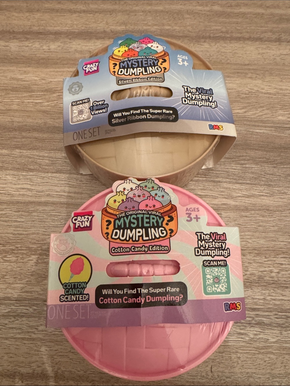 Mystery Dumpling Cotton Candy & Silver Ribbon Set of 2. NEW